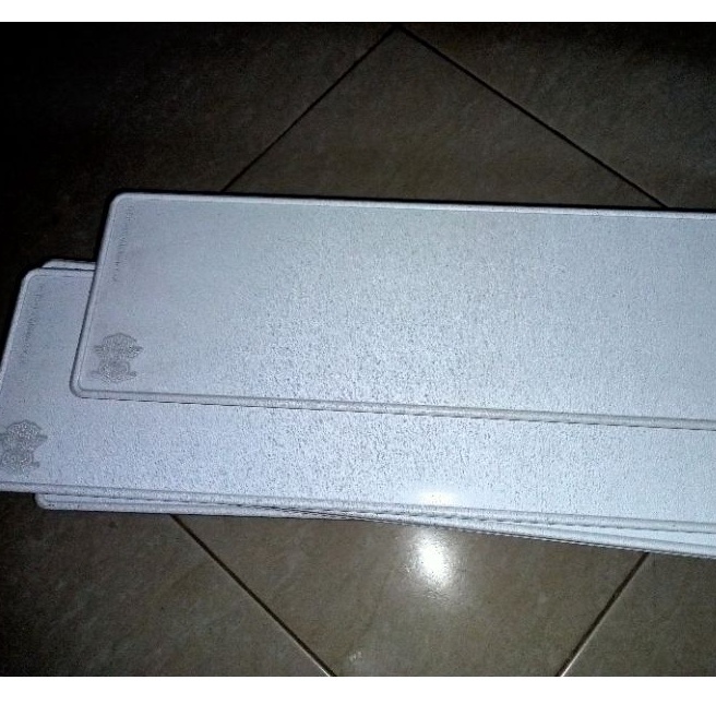 BAHAN PLAT NOMOR MOBIL