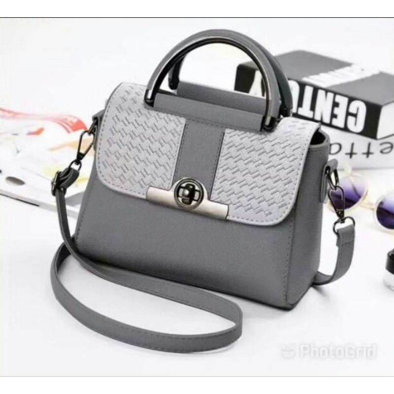 MONDAY NEW ARRIVAL SLINGBAG AURORA FLAP KUNCI BESI MOTIF ANYAMAN BISA JINJING TAS SELEMPANG  ELEGAN 