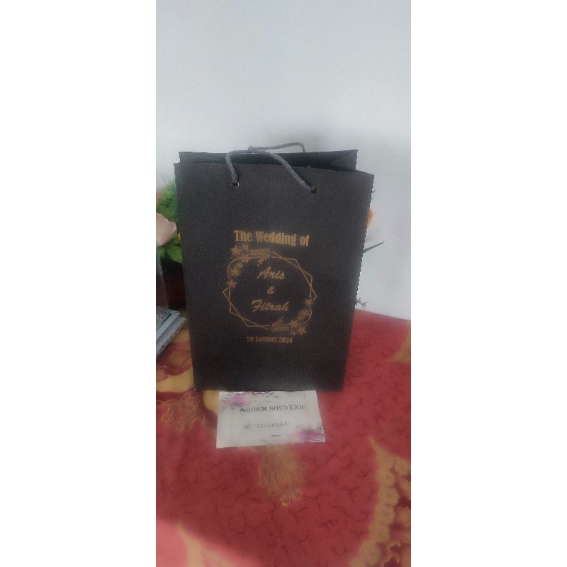 

paperbag hitam uk 20*30*10