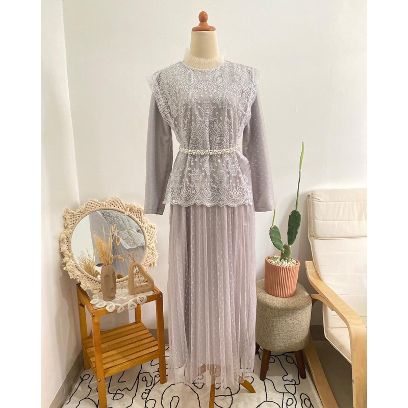 Sewa Ameron Dressing in White Silver