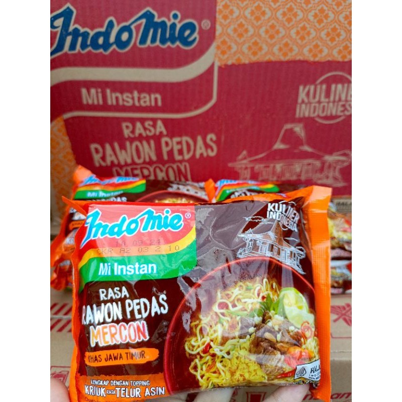 

Indomie Mi Instan Rasa Rawon Pedas Mercon Khas Jawa Timur Isi 5pcs x 75gr