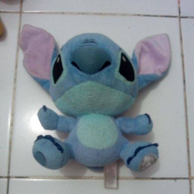 boneka Stitch ori