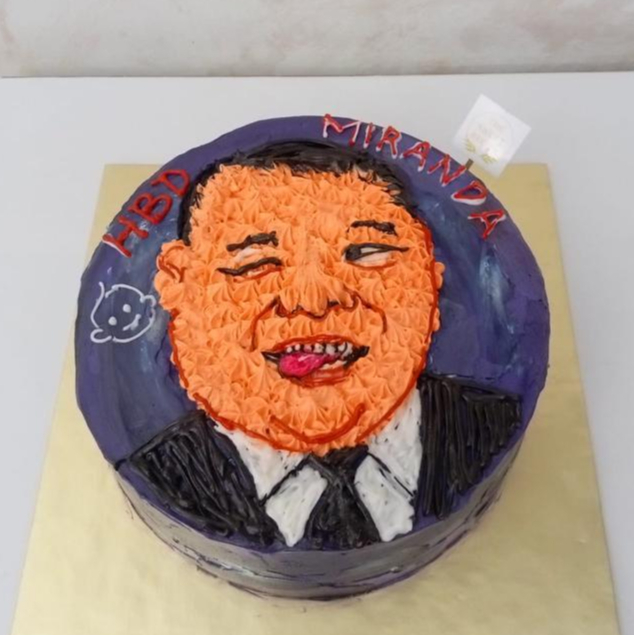 

Kue Bapak Pake Jas
