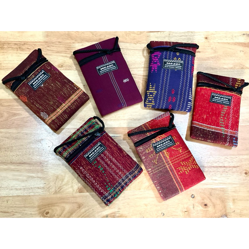 TAS POUCH HP TEMPAT HANDPHONE ULOS SOUVENIR OLEH-OLEH
