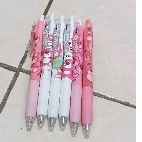 

Pulpen LOTSO strawberry bear beraneka motif random