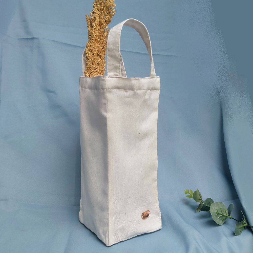 ABIYAH - Tas Botol Minum 600 ml / Tas Tumbler Bahan Blacu Furing Spundbond / Polymicro Korean Aesthe