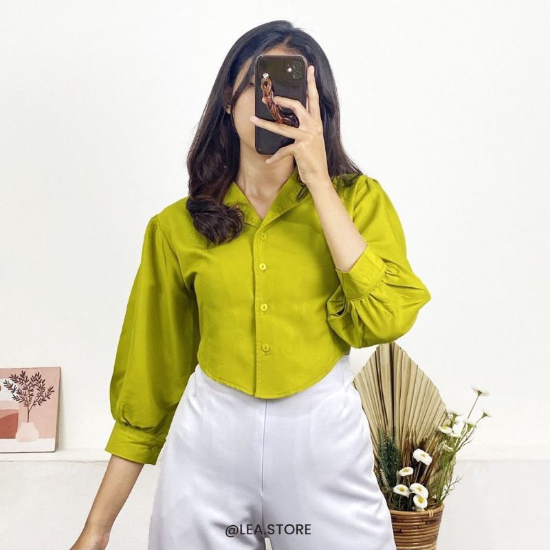 KEMEJA WANITA CROP / ATASAN CEWEK / CROP TOP KEMEJA /BAJU SEKSI/CROP TOP CEWEK /ATASAN LENGAN PANJAN