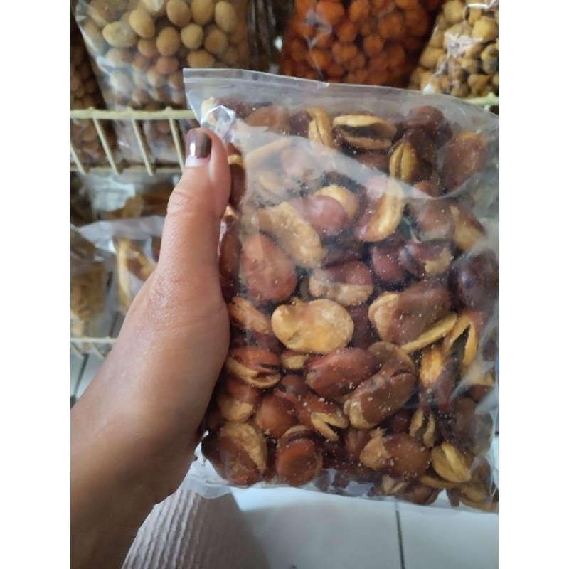 

Kacang Mete