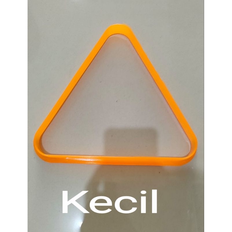 Triangle billiard ball rack atau segitiga bola billiard kecil