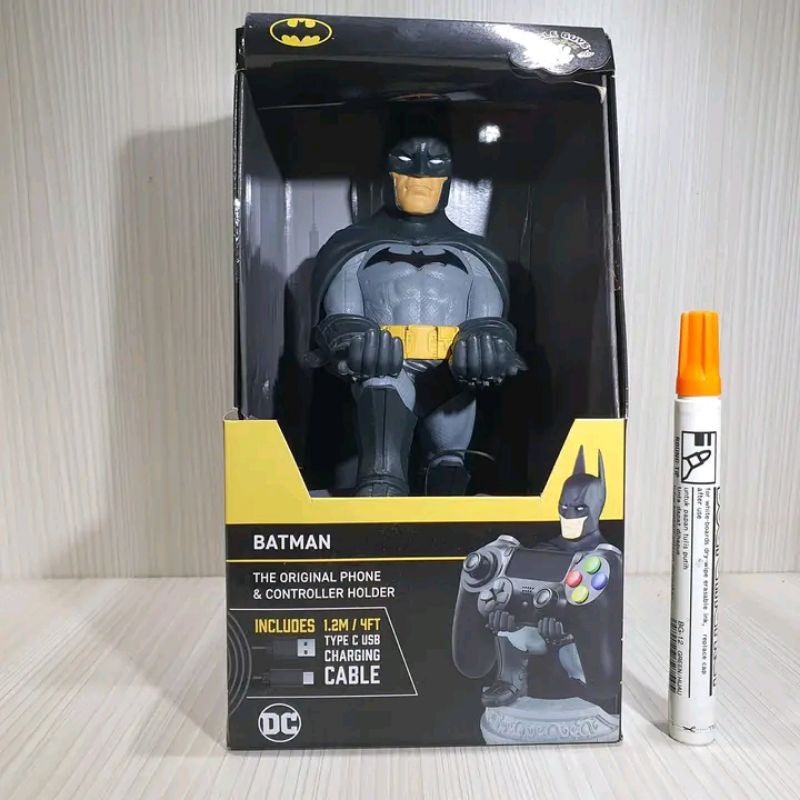 mainan action figurebatman holder handphone joystickiphone nintendo psp holder
tinggi sekitar 20cm
C