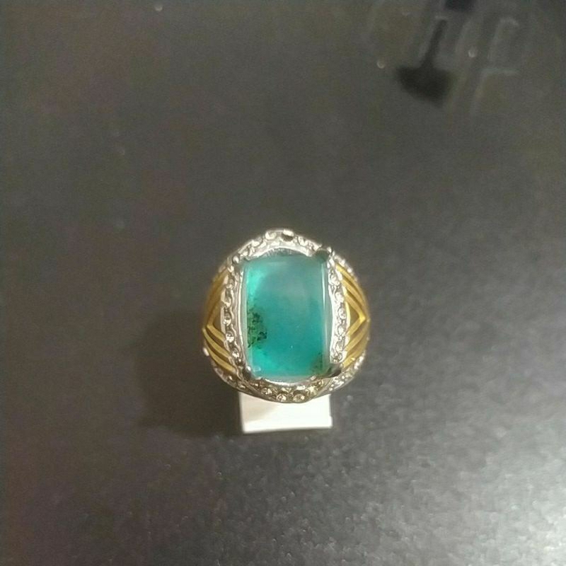 Bacan Doko Majiko Kristal