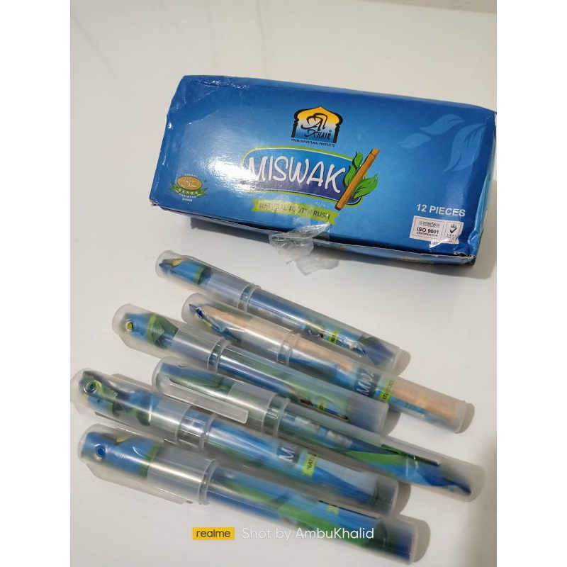 Kayu Siwak Miswak Al Khair Kecil Per Box isi 12 Bonus Holder 1