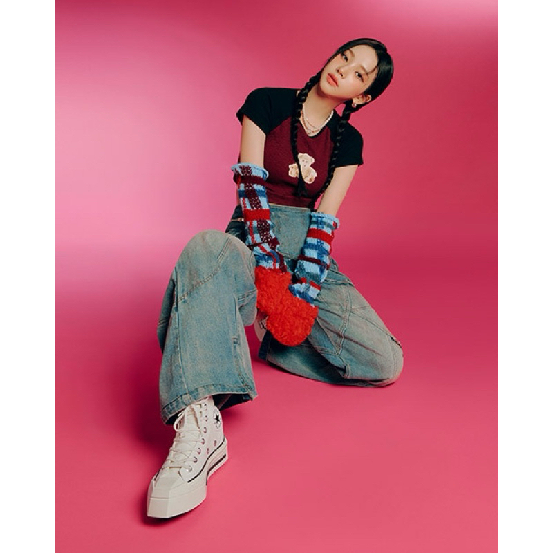 CONVERSE X AESPA - DELUXE SQUARED