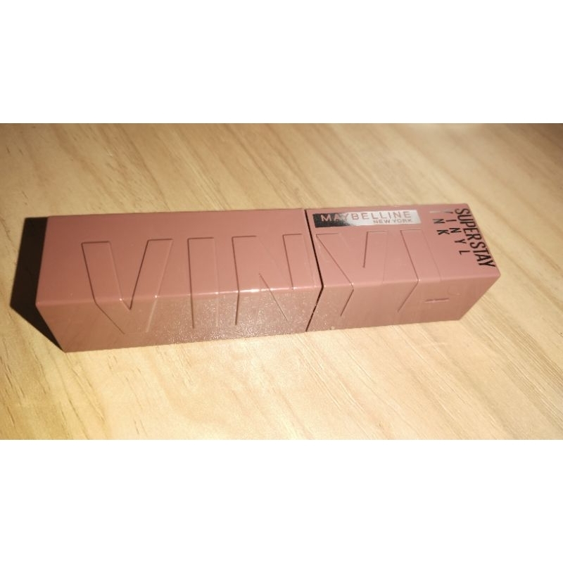 Maybelline Vinyl Ink Shade 120 Punchy