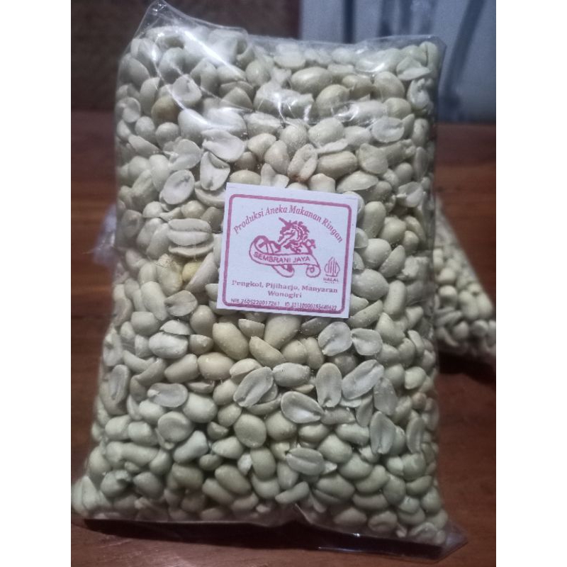 

Kacang tanah kupas mentah 1kg