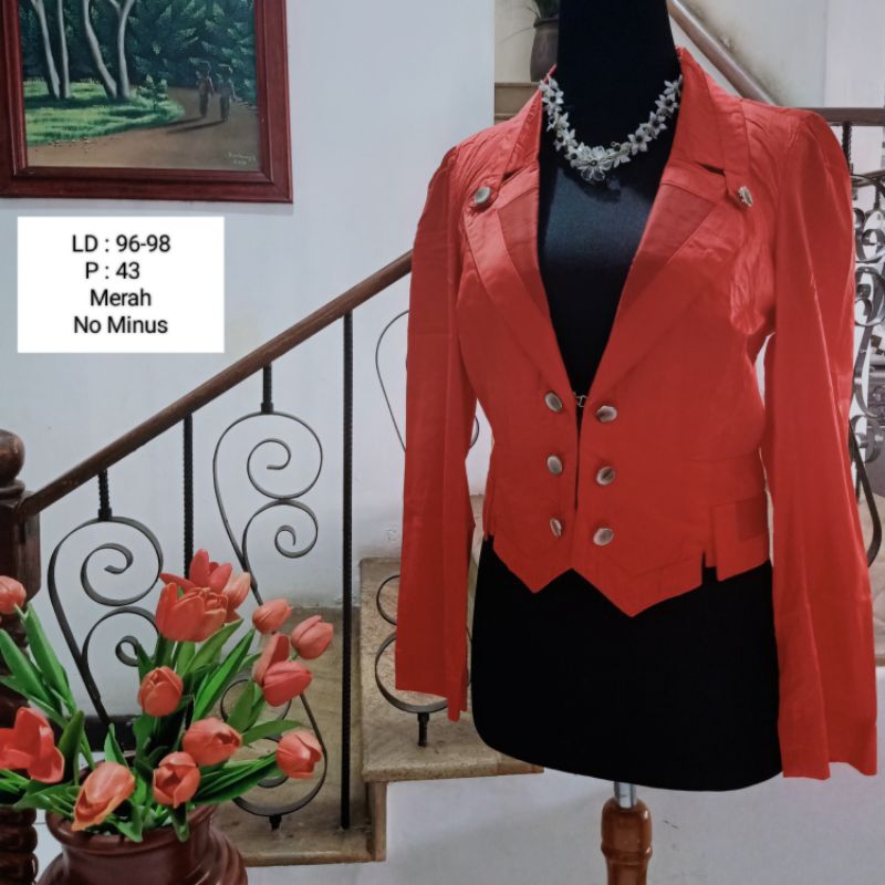 Blazer  Wanita - Merah Semi Crop
