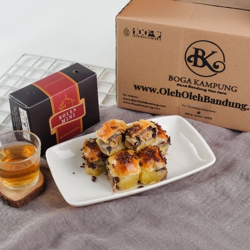 

Bolen Mini Pisang Cokelat Isi 6 Boga Kampung Oleh Oleh Khas Bandung