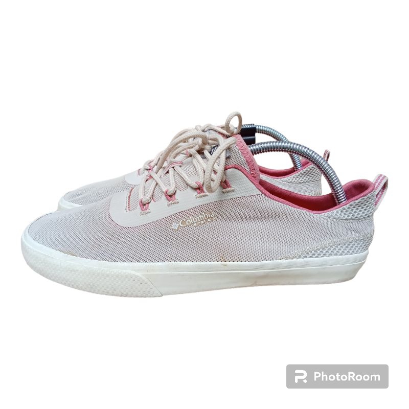 Sepatu Columbia Second