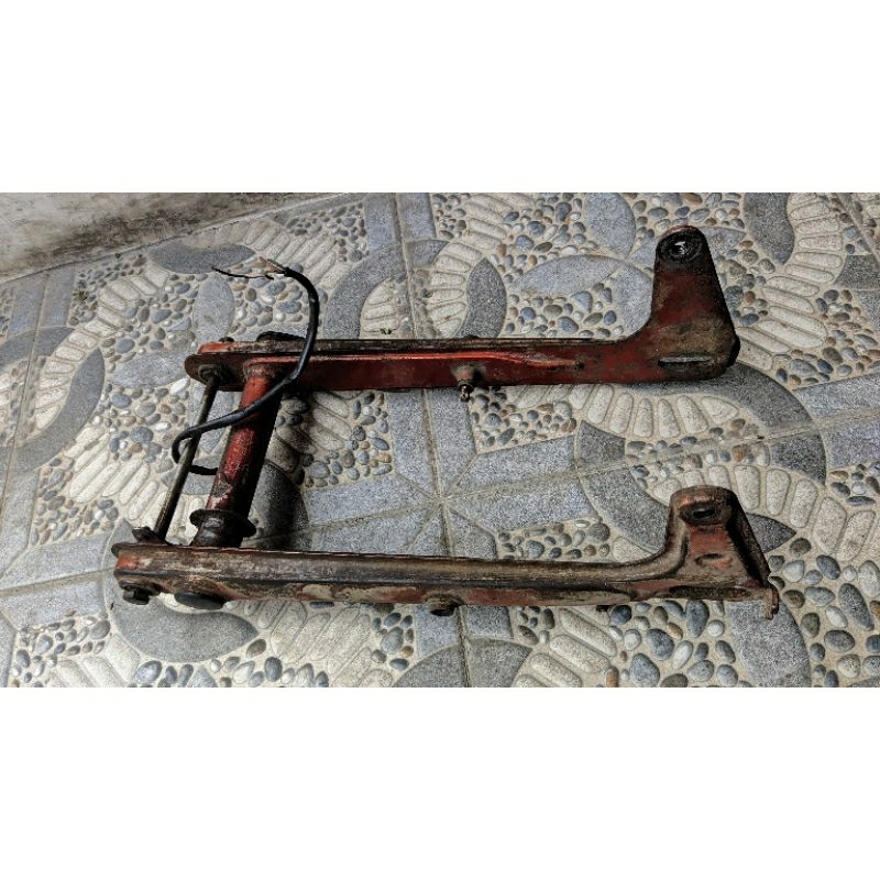 swing arm yamaha V75 80 original