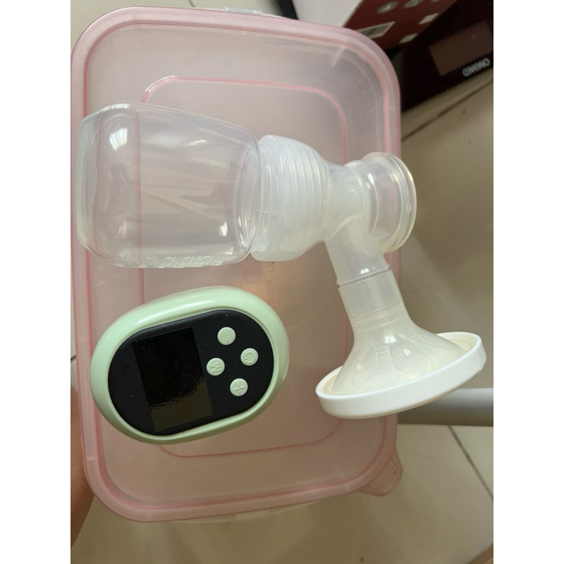 Yomi Breast Pump
