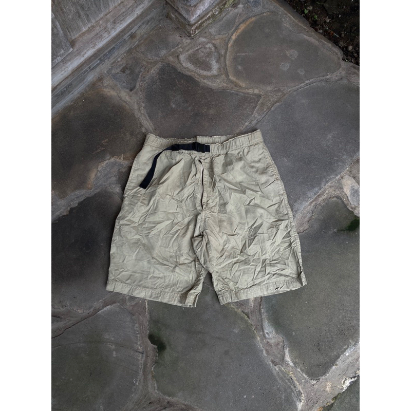 Uniqlo Utility Short Pants