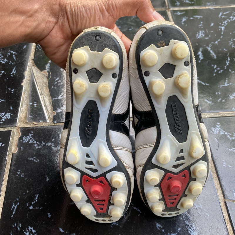 Sepatu Bola Anak Second Ori