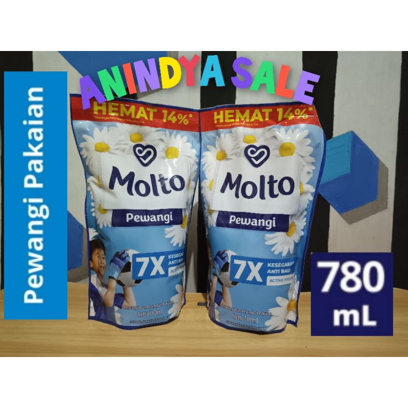 Molto Pewangi Pakaian 780ml