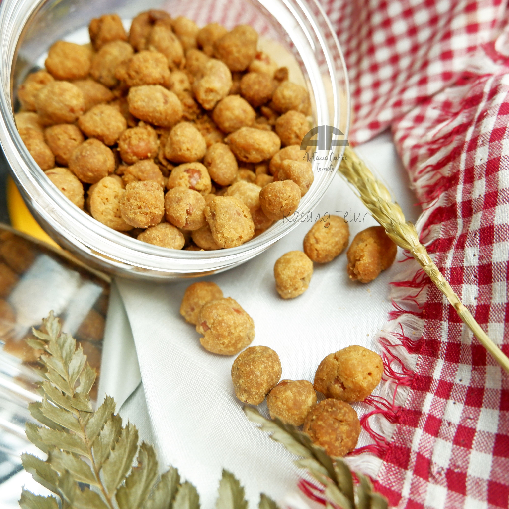 Kacang Telur | Kacang Ternate | Kacang Bawang | Kacang Renyah | Kue Kering Ternate