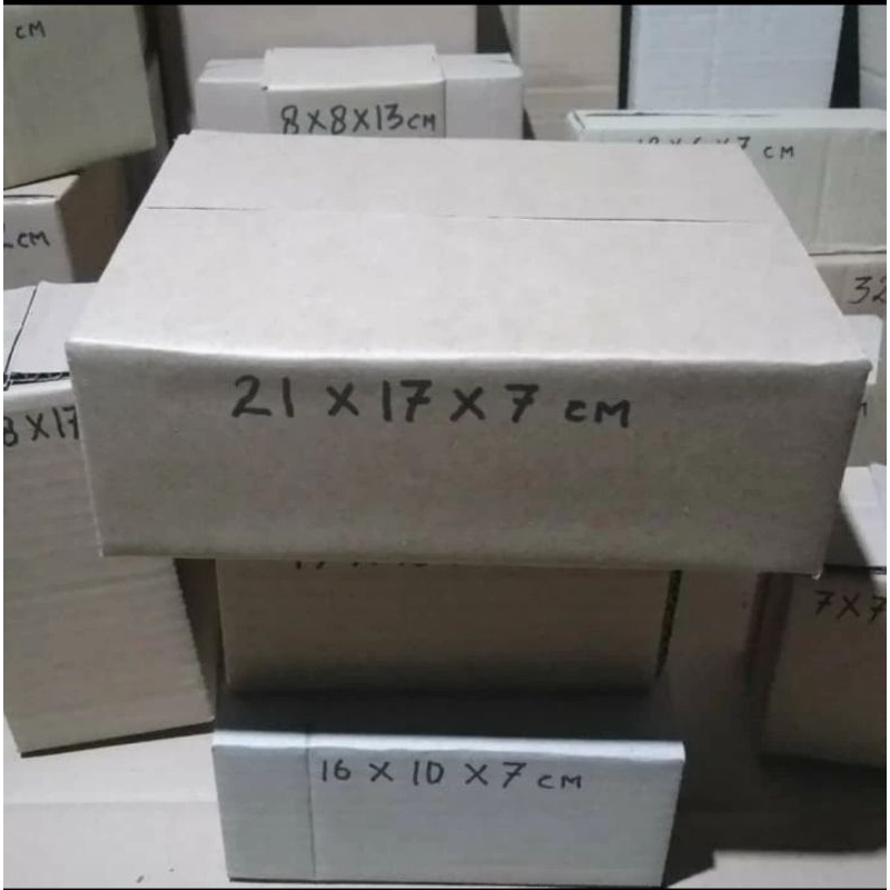 

Kardus packing ukuran 21×17×7cm