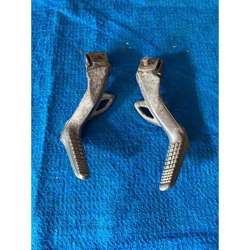 Footstep Step pijakan kaki belakang Suzuki SkyDrive original