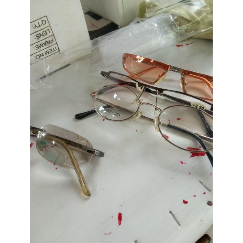Kacamata service ganti batang