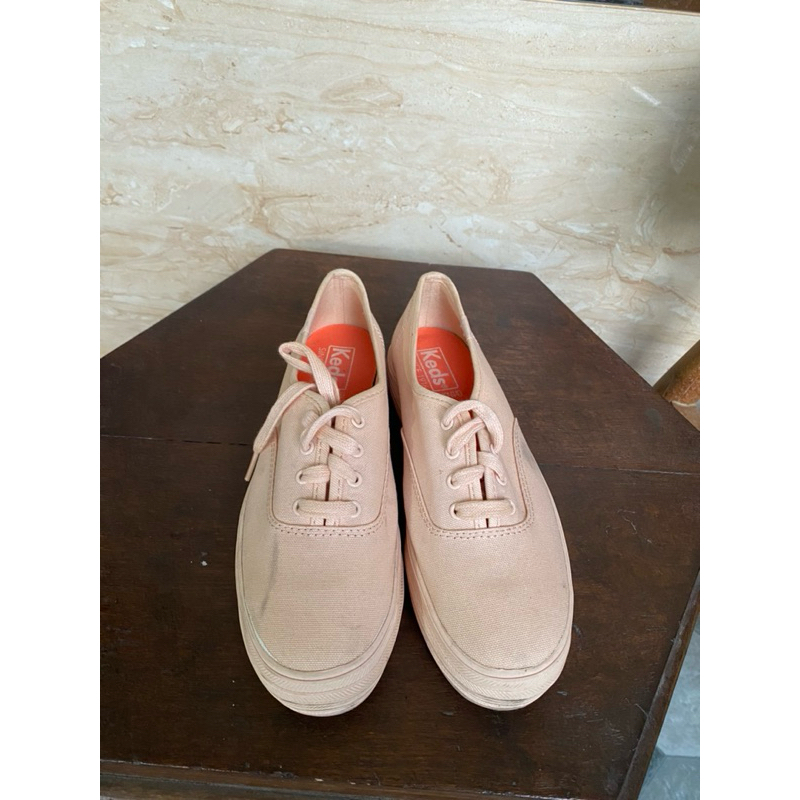 preloved sepatu keds