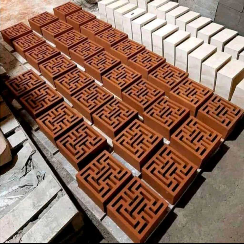 Roster beton minimalis / roster beton labirin