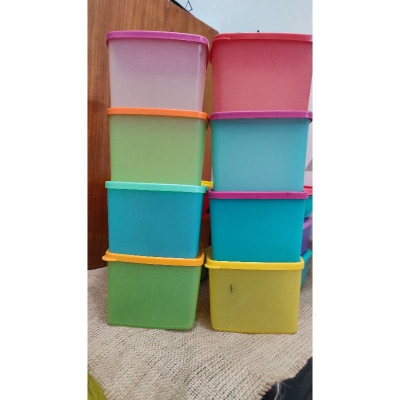Toples Medium Square Tupperware 1 liter second preloved