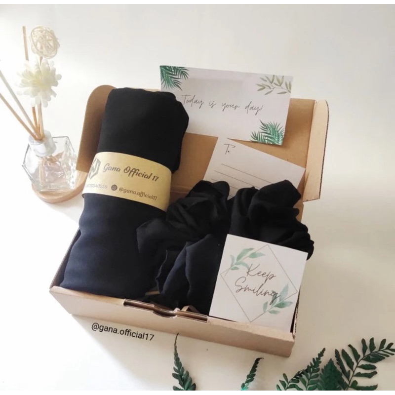 

Hampers Hijab Kado Hadiah