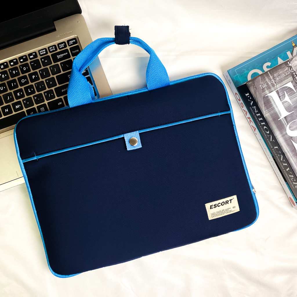 Clutch Tas Laptop Elegan Garansi Resmi Expandable Terbaru Trendy Water Resistant Minimalis Lucu Mode