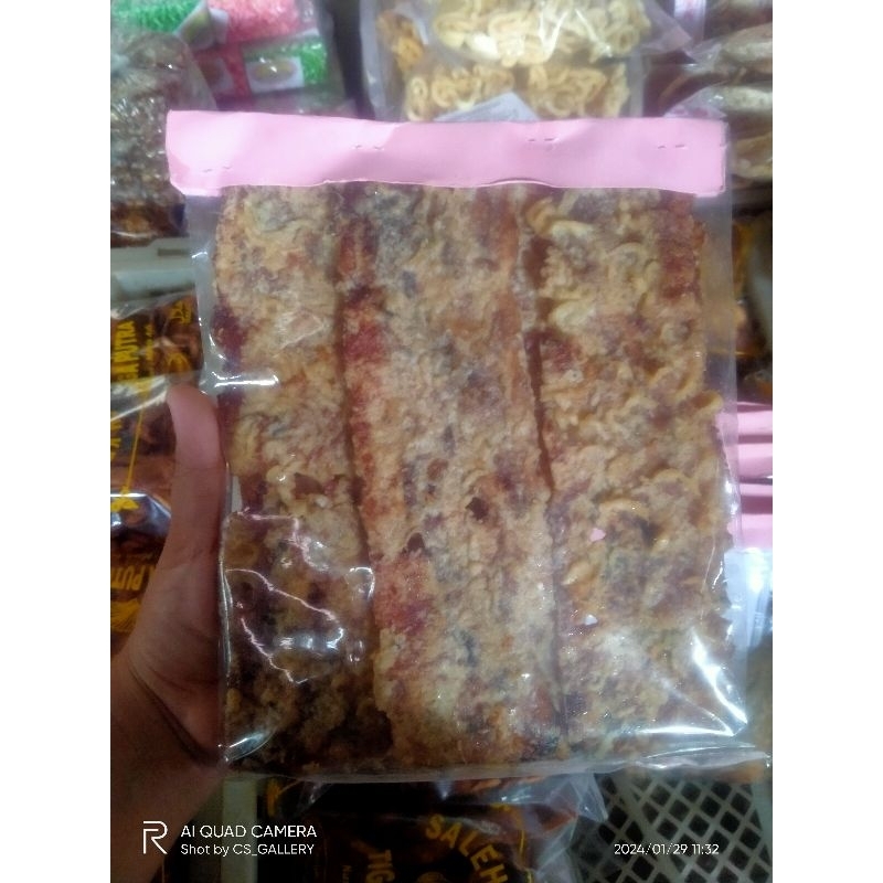 

SALEH PISANG