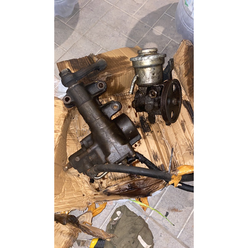 Power steering crown