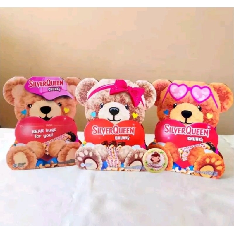 

Coklat Silverqueen Chunkybar isi 3 x 30gr Chunky Bar Silver Queen Cokelat Beruang Teddy Bear Rasa Cashew Mente Mete Mede Edisi Valentine Limited Edition Valentines Day Hadiah gift hampers parsel parcel kado ulang tahun anniversary graduation wisuda