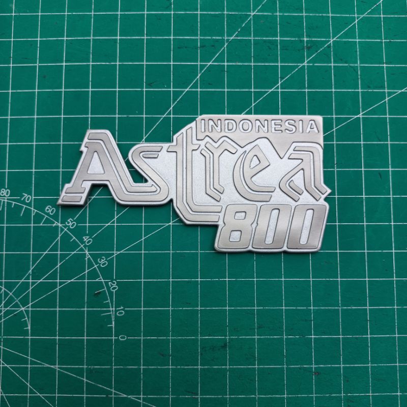 emblem custom astrea 800 bahan alumunium tebal 2mm