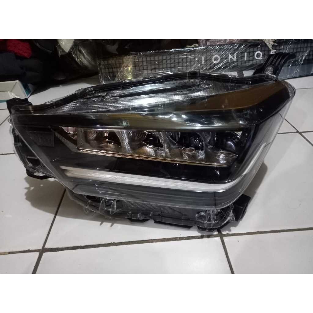 Headlamp New Ayla 2023 Kiri