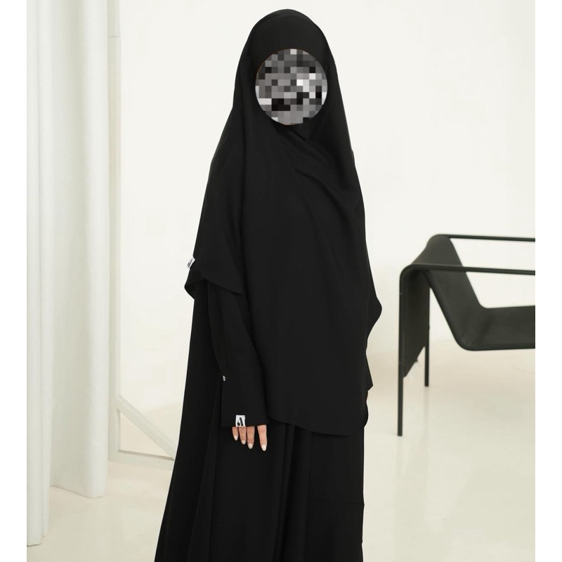 NWT Aqsa Classic FK Black size Medium