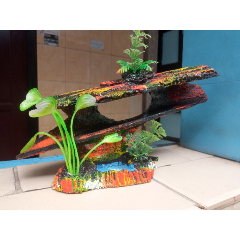 Hiasan Akuarium Cantik Terowongan Lobster & Ikan