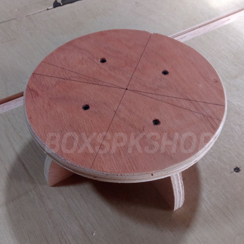Dingklik bulat/ dingklik triplek/ dingklik plywood/ dingklik jongkok/ kursi jongkok / dingklik murah