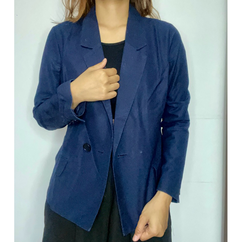 preloved Uniqlo blazer