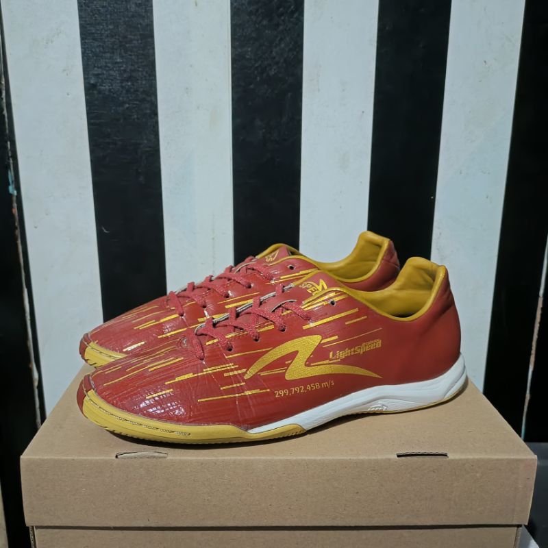 LIGHTSPEED REBORN MAROON RED