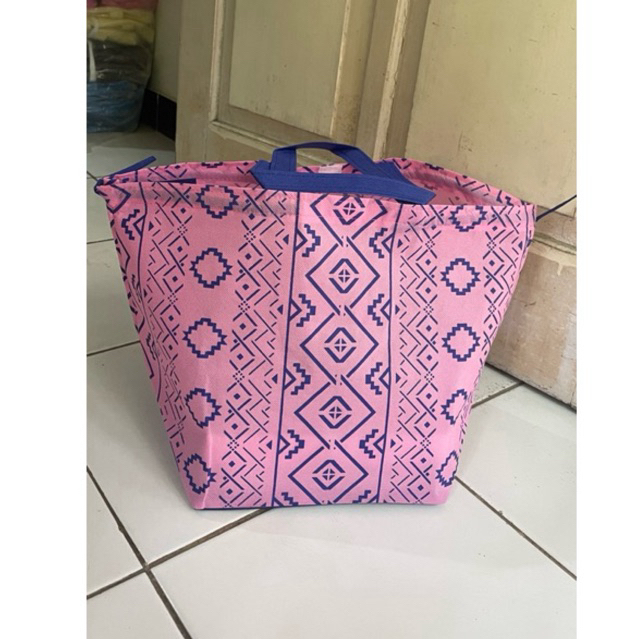 

goodie bag kotak 22 spunbond syukuran hantaran jahit