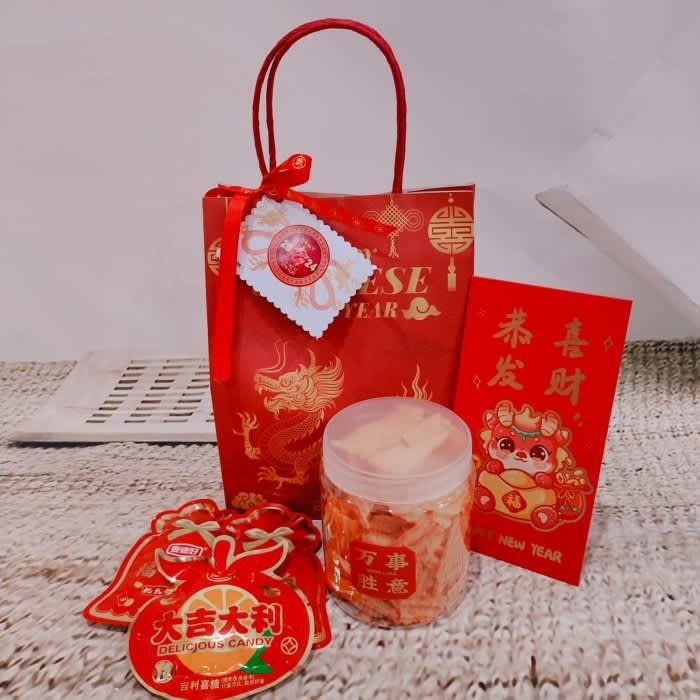 

READY STOOK] Hampers Imlek JINCAI GIFT Snack Cemilan CNY - Bingkisan Kado GB226