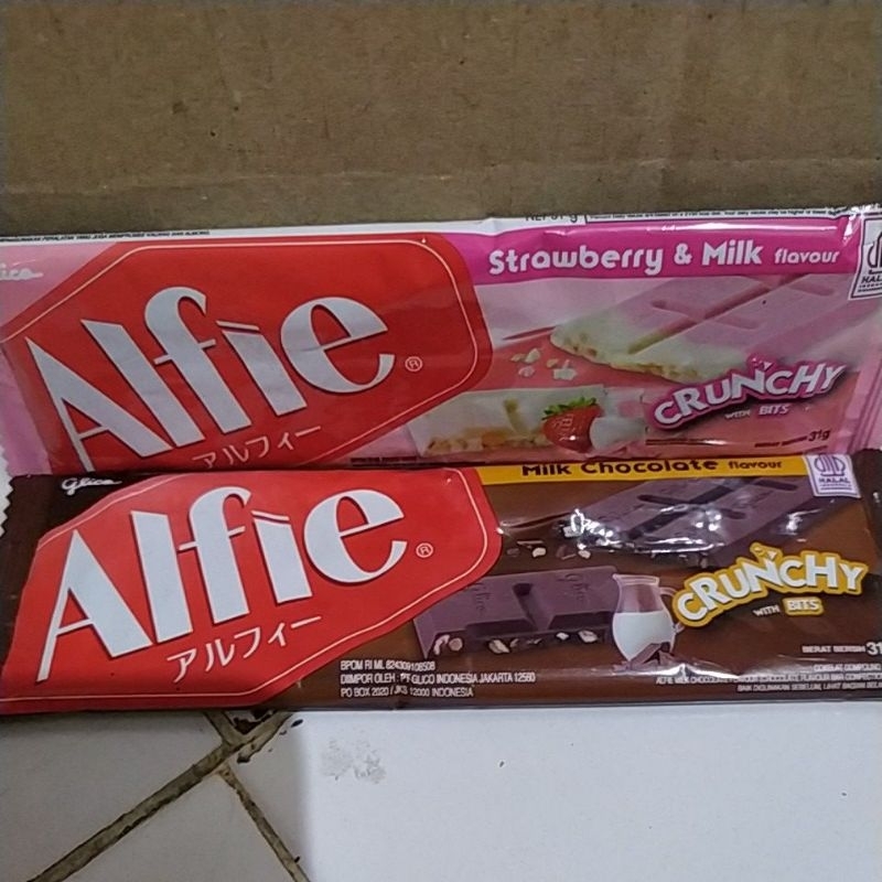 

glico alfie milk chocolate crunchy with Bits 1pcs