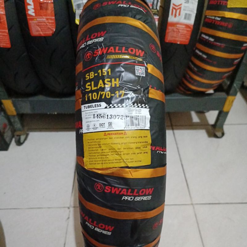 Ban Luar SWALLOW SB-151 SLASH 110/70 Ring 17 Tubeless SOFT COMPOUND